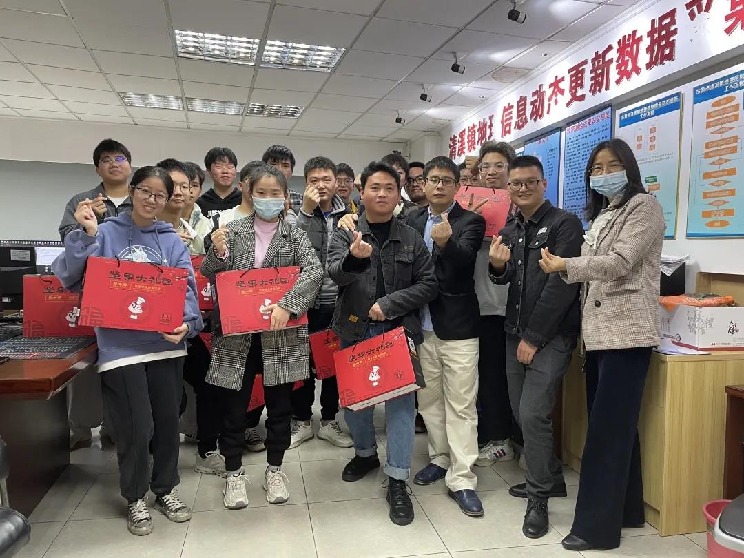 走访慰问，年货上门，人生就是博官网集团多项行动确保项目部员工“当场”过好年！