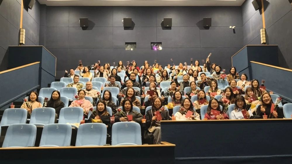 人生就是博官网集团丨光影开放 致敬“她力量”